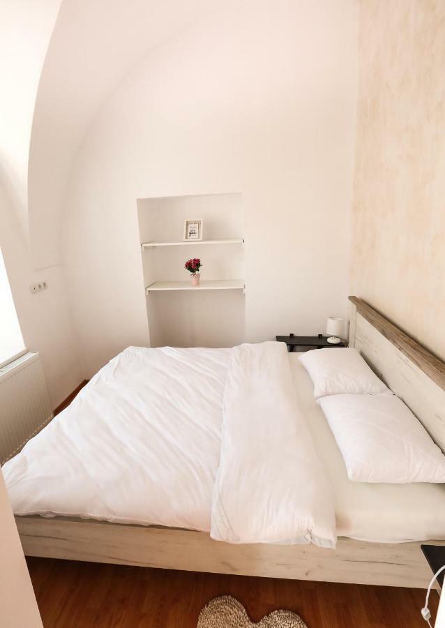 Serenity House Apartments Sibiu Exterior foto